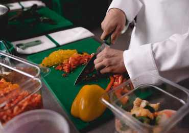 Kitchen Helper / Prep Cook